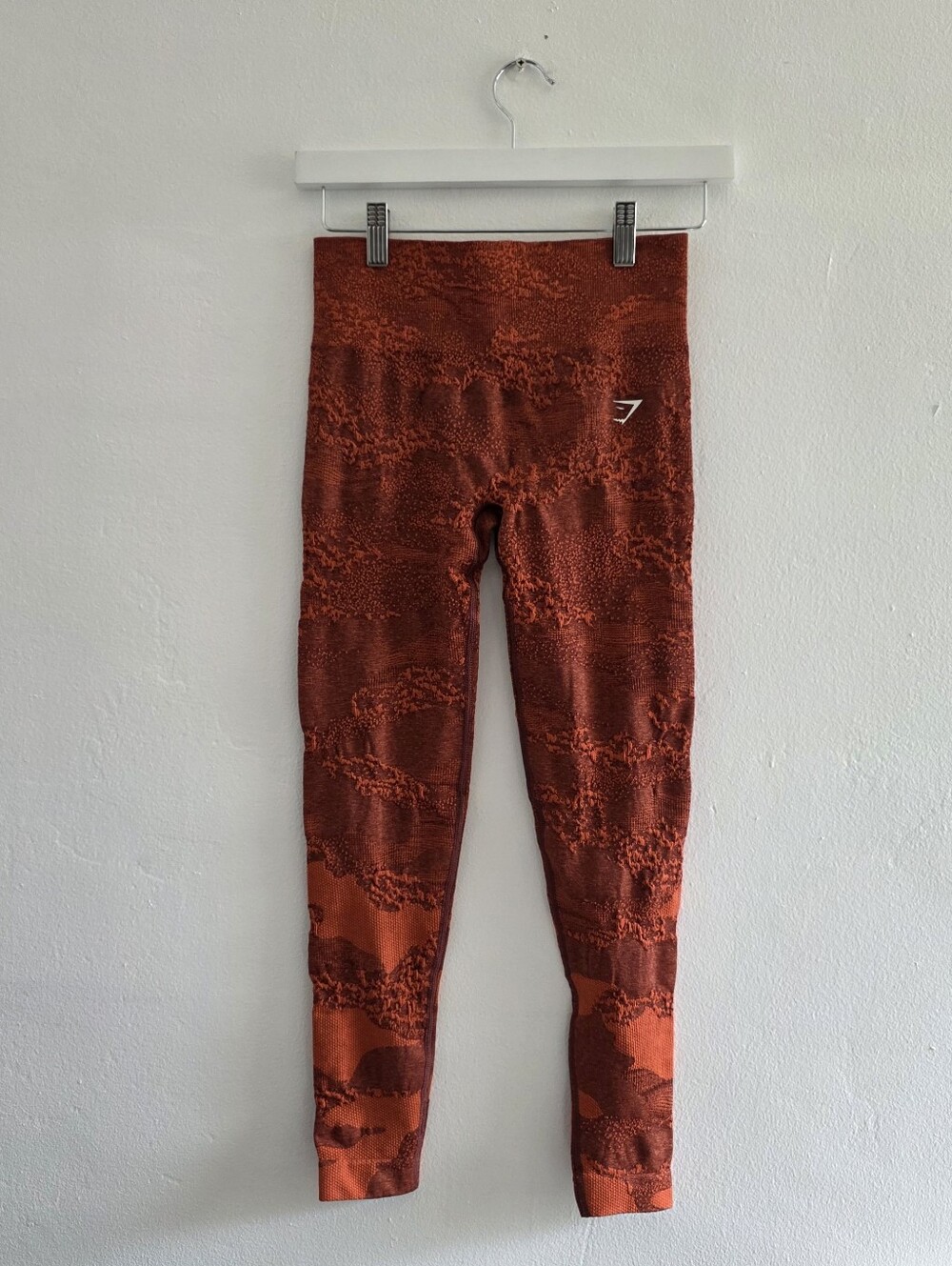 Gymshark | NWOT Seamless Adapt Camo Red Leggings